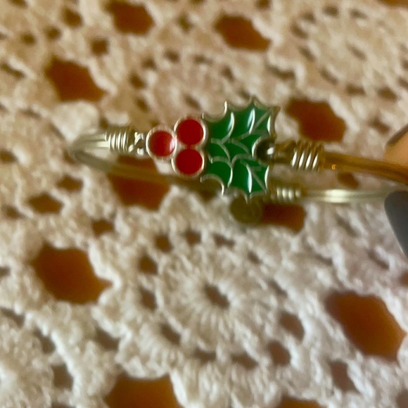 Luca + Danni Jewelry - Luca + Danni Holly Bracelet.  Silver.